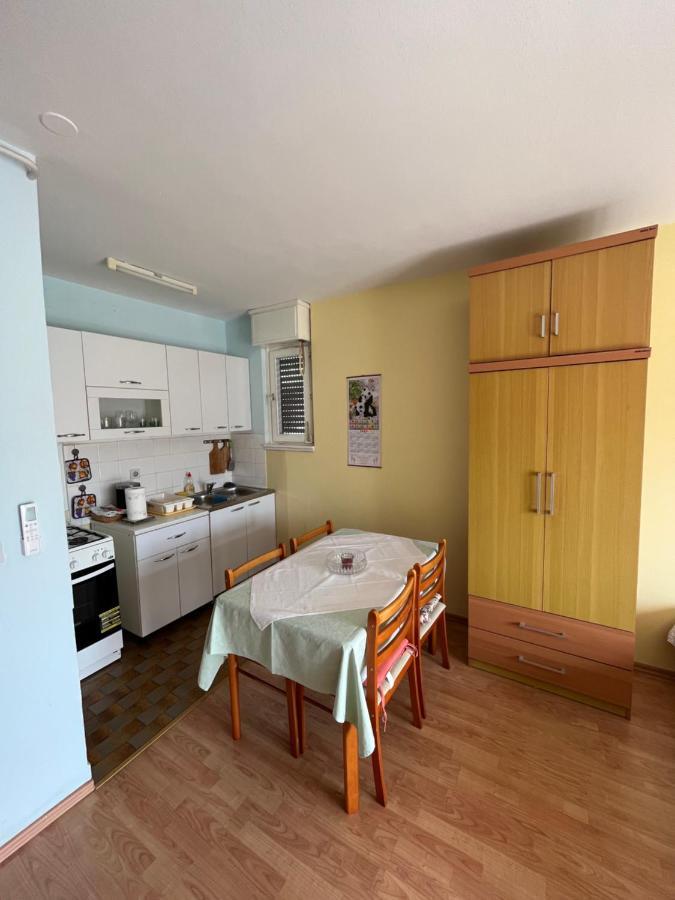 Apartman Niko Apartment Пула Екстериор снимка